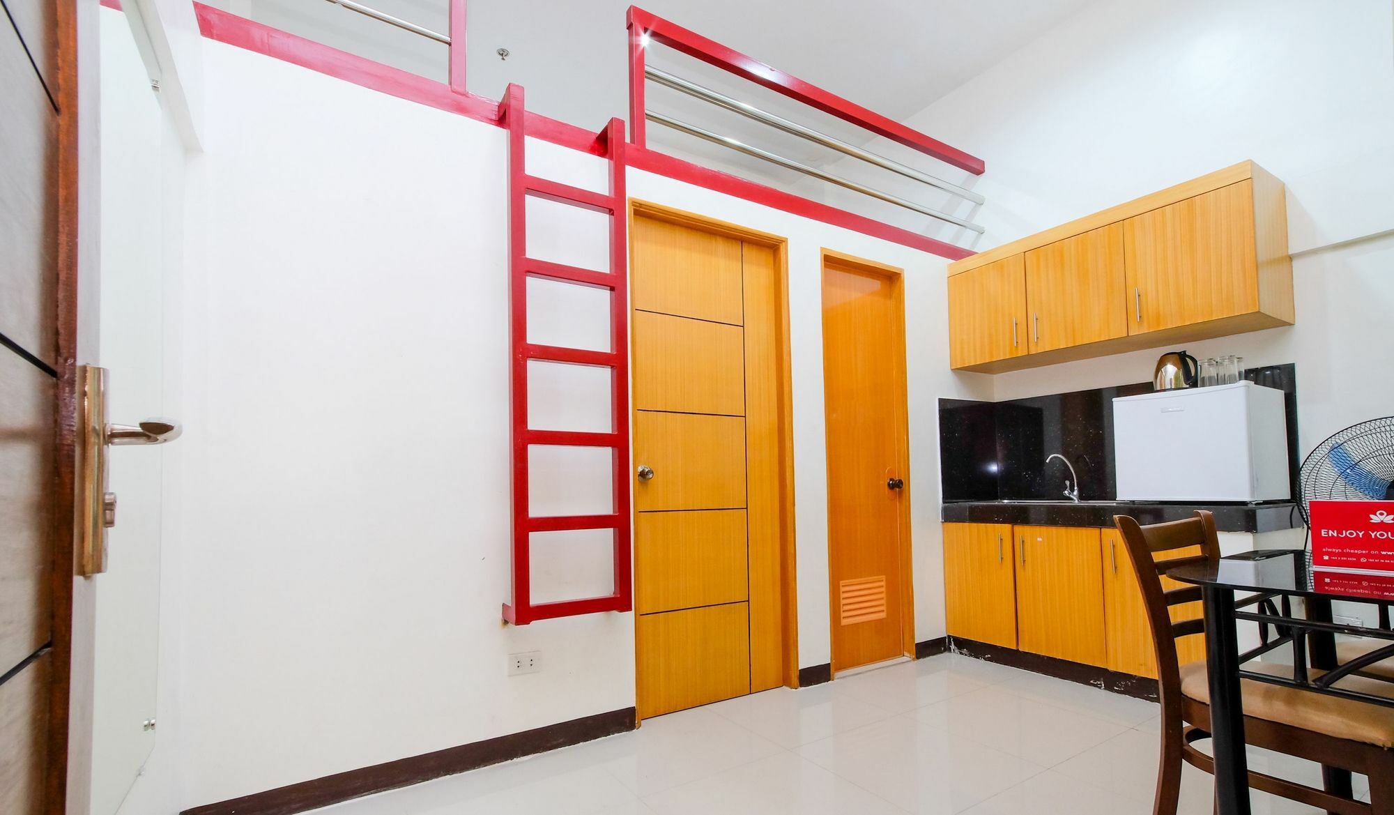 ZEN Rooms Time Travellers Makati Makati City Buitenkant foto