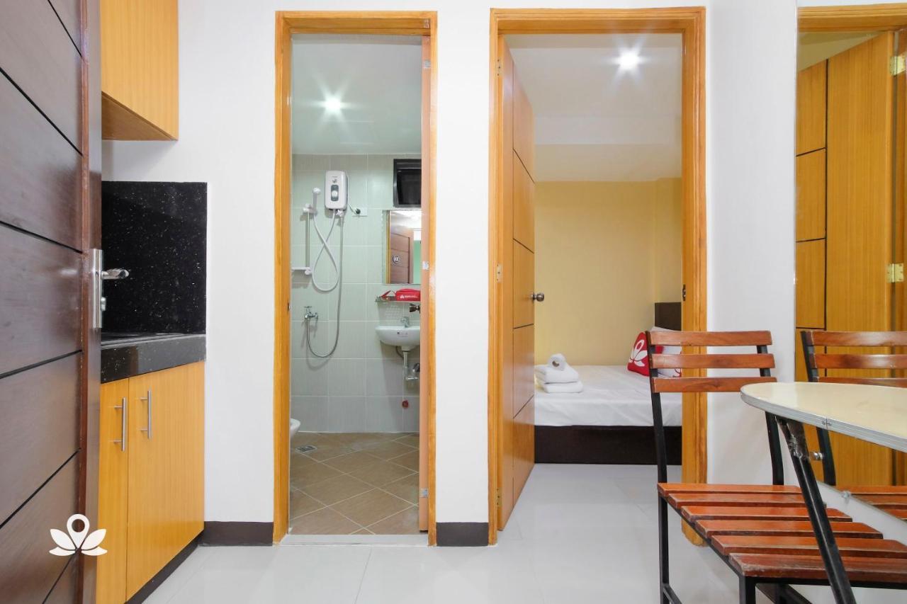 ZEN Rooms Time Travellers Makati Makati City Buitenkant foto